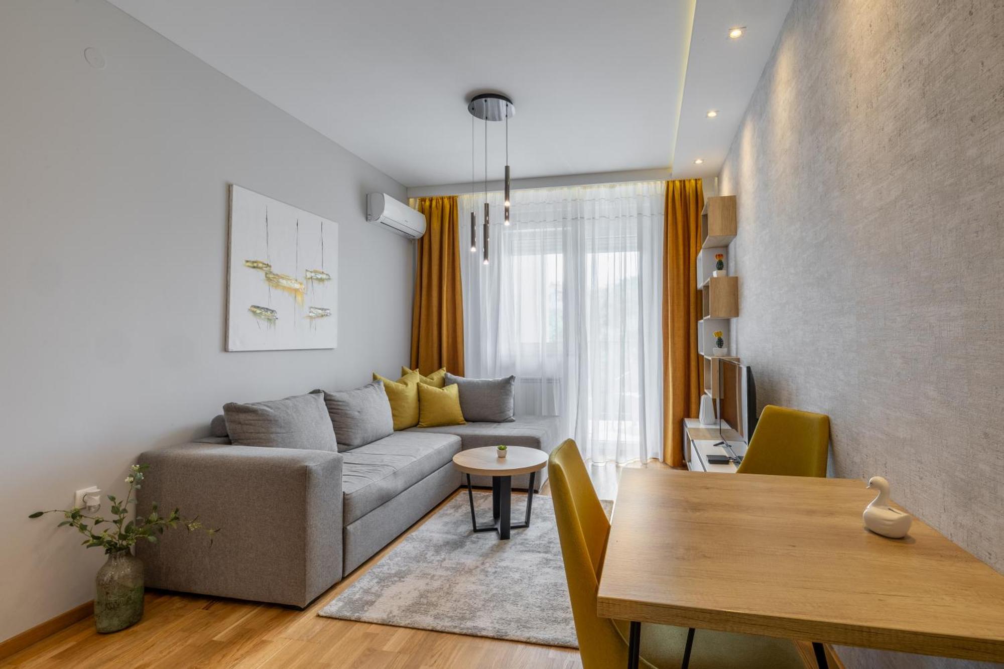 Arena Big Luxury Apartments โนวีซาด ภายนอก รูปภาพ
